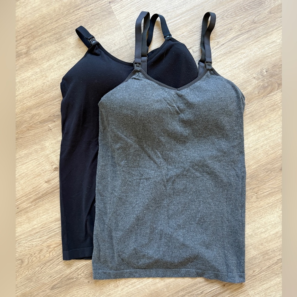 2 Auden Nursing tanks